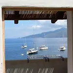 Aeolian Sea House *