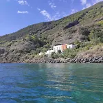 Aeolian Sea House Santa Marina Salina