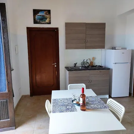 Aeolian Sea House Apartment
