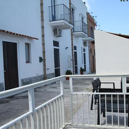 Aeolian Sea House *