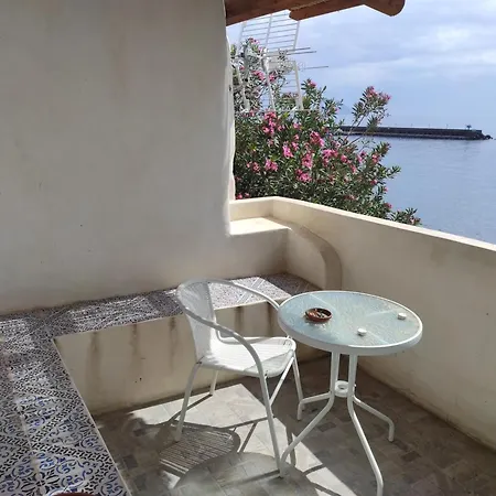 Aeolian Sea House Apartamento *